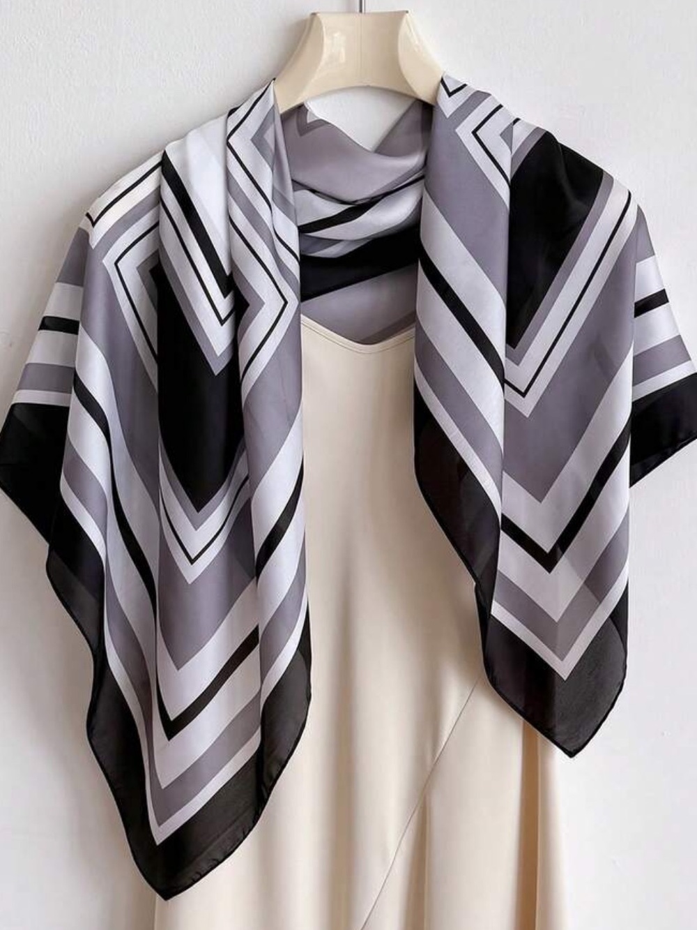 Abstract Striped Scarf - Women Accessories